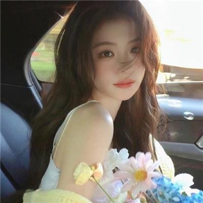 女孩年轻时所遭受的苦楚